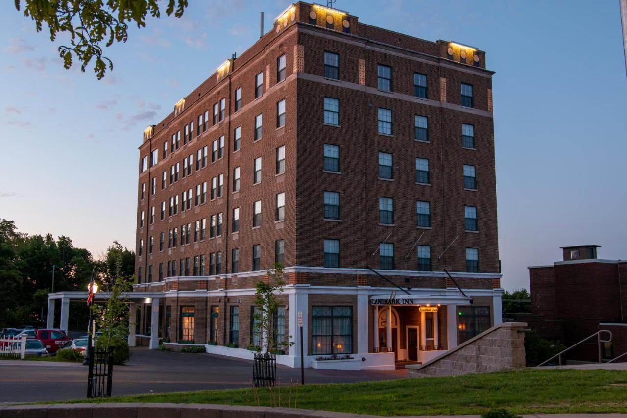 Landmark Inn Marquette Exterior photo
