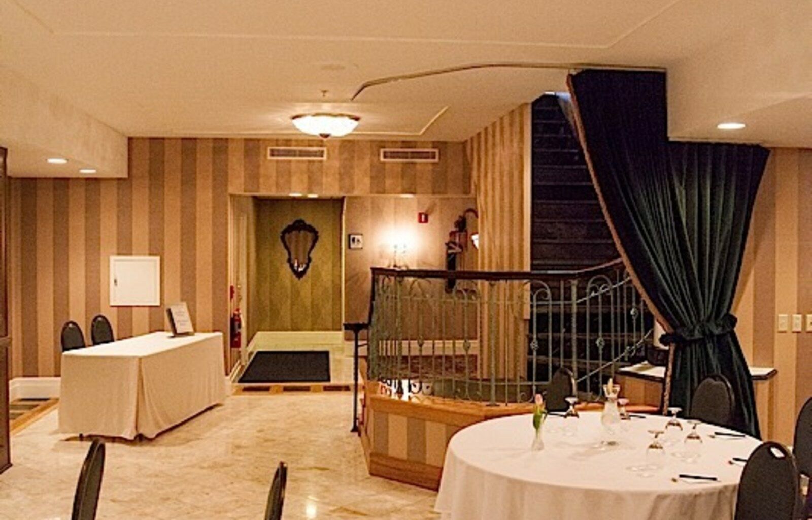 Landmark Inn Marquette Exterior photo